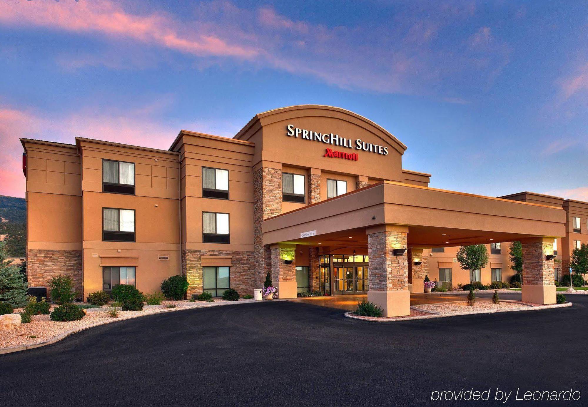 Springhill Suites By Marriott Cedar City Bagian luar foto